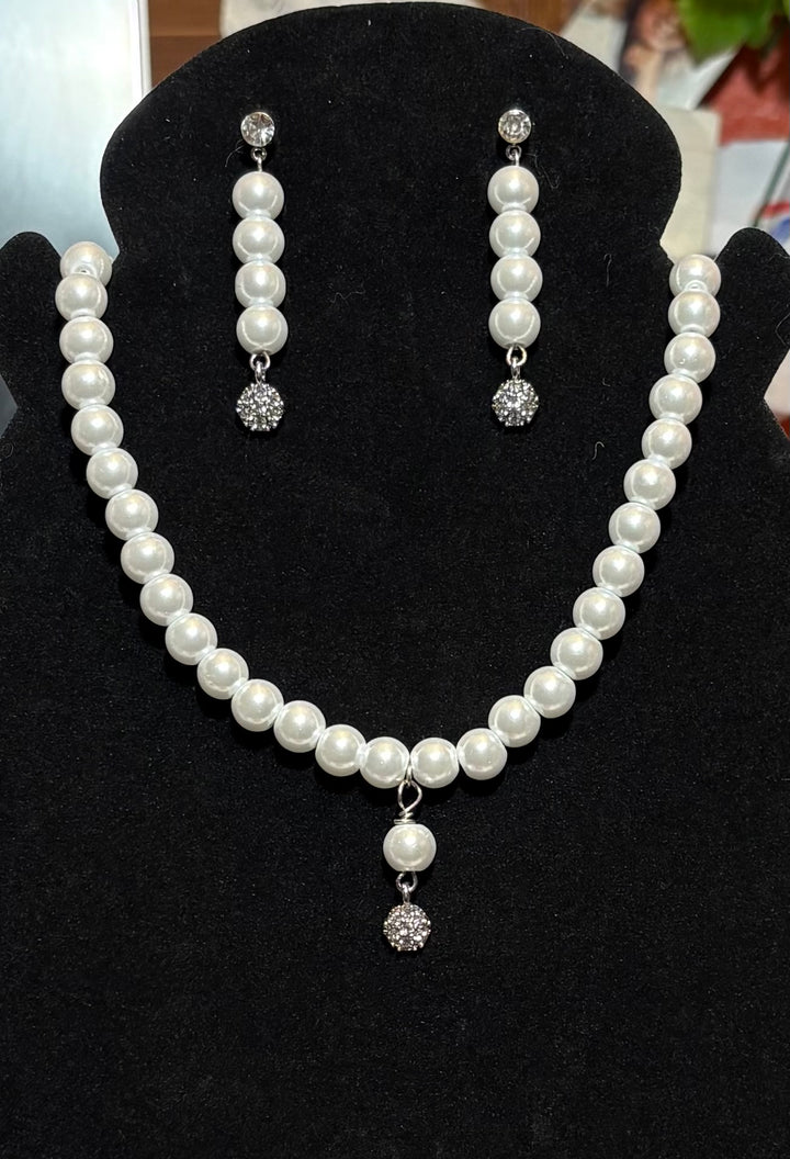 Handmade Glass Pearl Necklace and Earring Set, Bridal