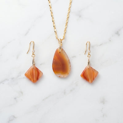 Carnelian Agate Orange Pendant Necklace, Warm Autumn Style